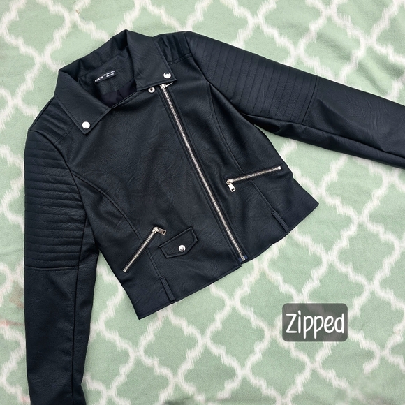 🟢NWOT Womens Black Lapel Collar Belted Zip Up Moto Leather Jacket Size L (8/10) - Picture 3 of 13
